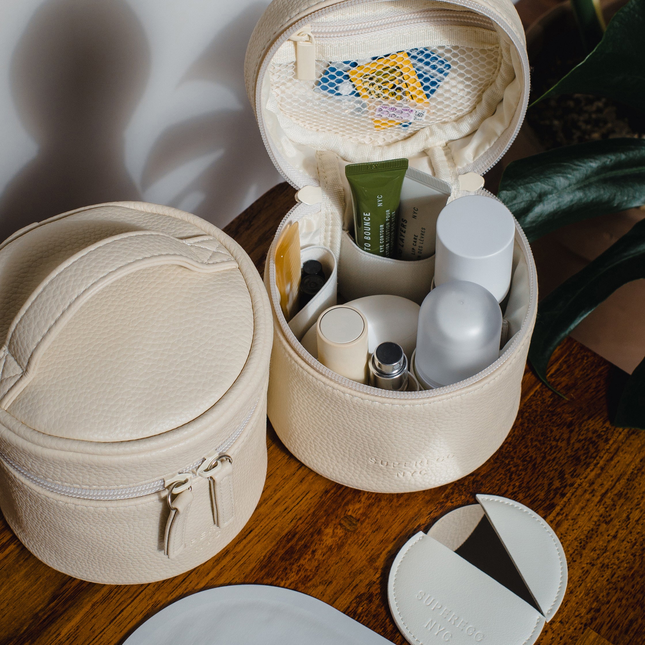 Little Egg Vanity Bag